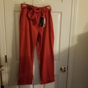 Dress Barn Stich Star Red cropped pants Tie Belt